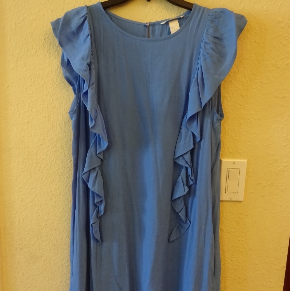Blue dress